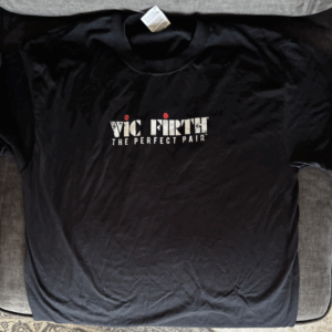 T-shirt logo Vic First TPP/M